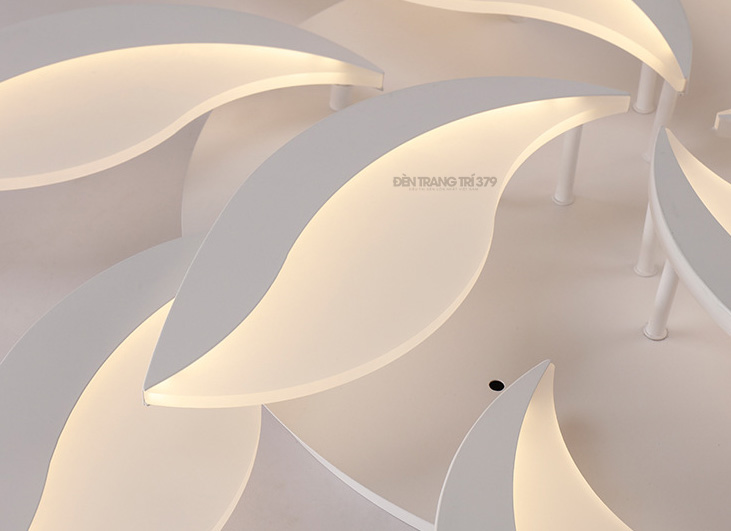 Đèn LED ốp trần trang trí chong chóng 12 cánh C264