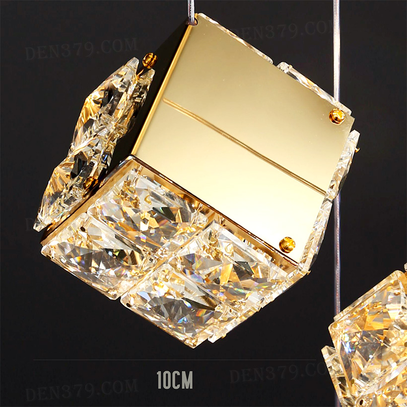 Đèn thả pha lê trang trí thông tầng 9 chiếc 83728