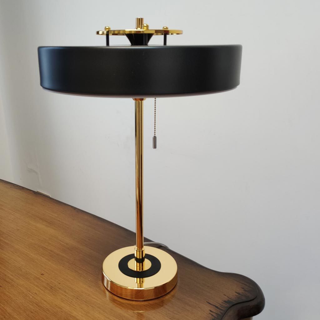 đèn để bàn hiện đại