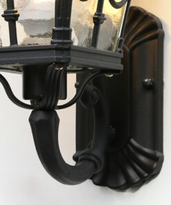 Đèn tường ngoài trời cổ điển