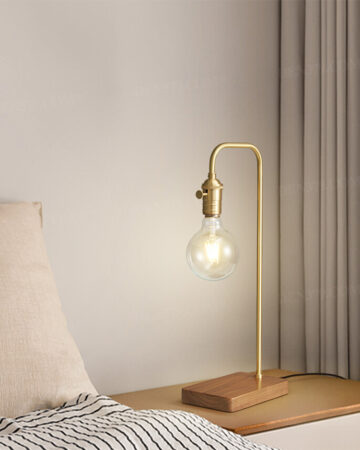 Đèn ngủ để bàn thân đồng đế gỗ cao cấp phong cách tối giản 67425