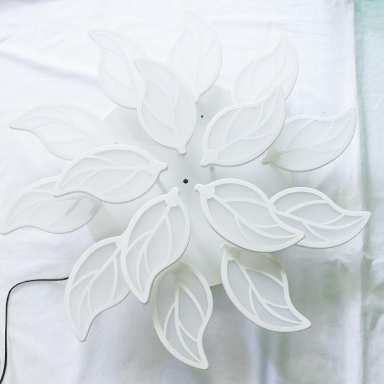 Đèn mâm LED ốp trần Chiếc Lá