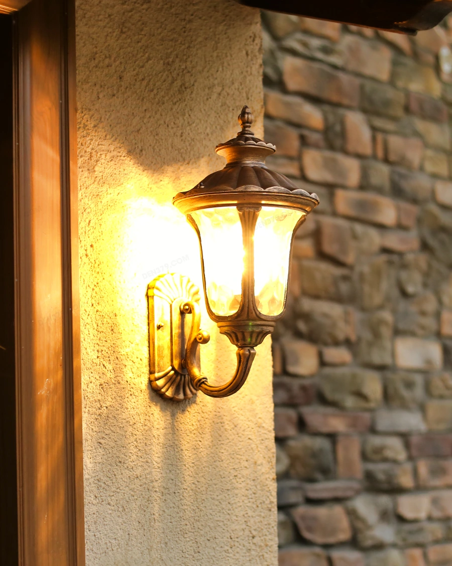 Đèn tường trang trí chống nước ngoài trời 41802