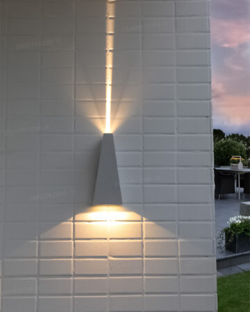 Đèn tường ngoài trời LED 73104