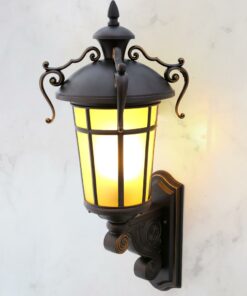 Đèn tường ngoài trời Tân cổ điển