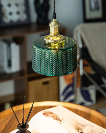 Đèn thả chụp thủy tinh xanh ngọc chuôi đồng cổ điển 64023