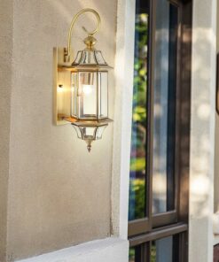 đèn tường đồng ngoài trời cổ điển