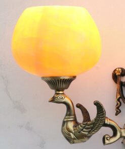 Đèn tường đồng chao đá cổ điển