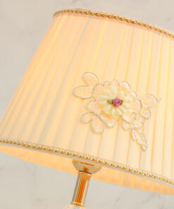 Đèn ngủ để bàn, Đèn bàn pha lê cao cấp GL8399 phòng khách, phòng ngủ