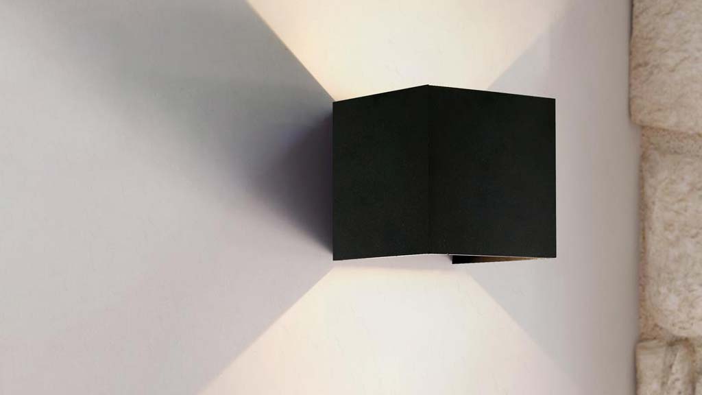 ĐÈN TƯỜNG NGOÀI TRỜI