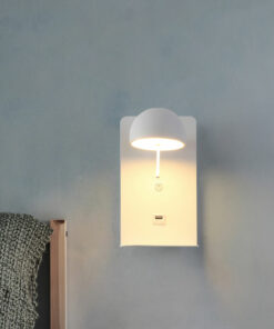 Đèn gắn hiện hiện đại tích hợp cổng sạc USB L02086