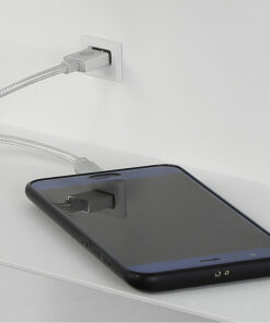 Đèn gắn hiện hiện đại tích hợp cổng sạc USB L02086