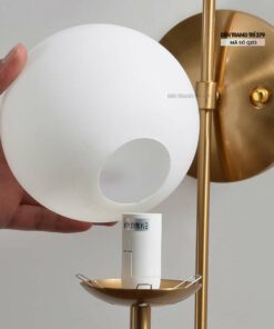 Đèn gắn tường trang trí quả cầu thủy tinh Q213