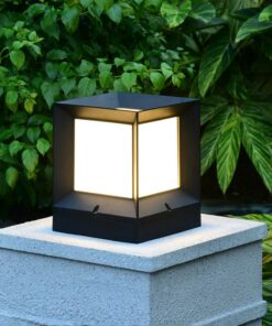 Đèn trụ, cột cổng ngoài trời ô vuông hiện đại