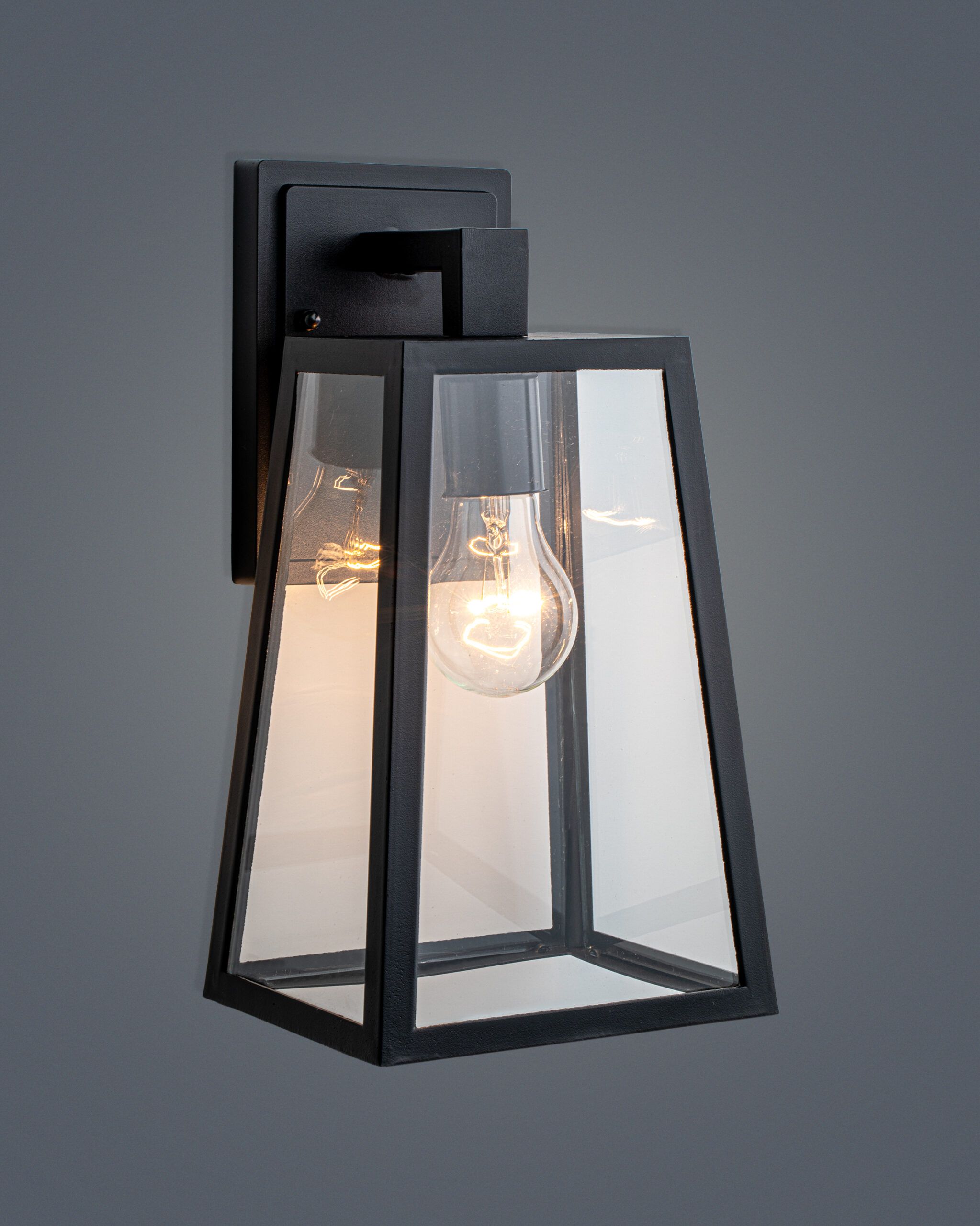 Đèn Tường Hiện Đại Hợp Kim Màu Đen Mẫu Thiết Kế Sang Trọng VRG-NTB288 - Image 2