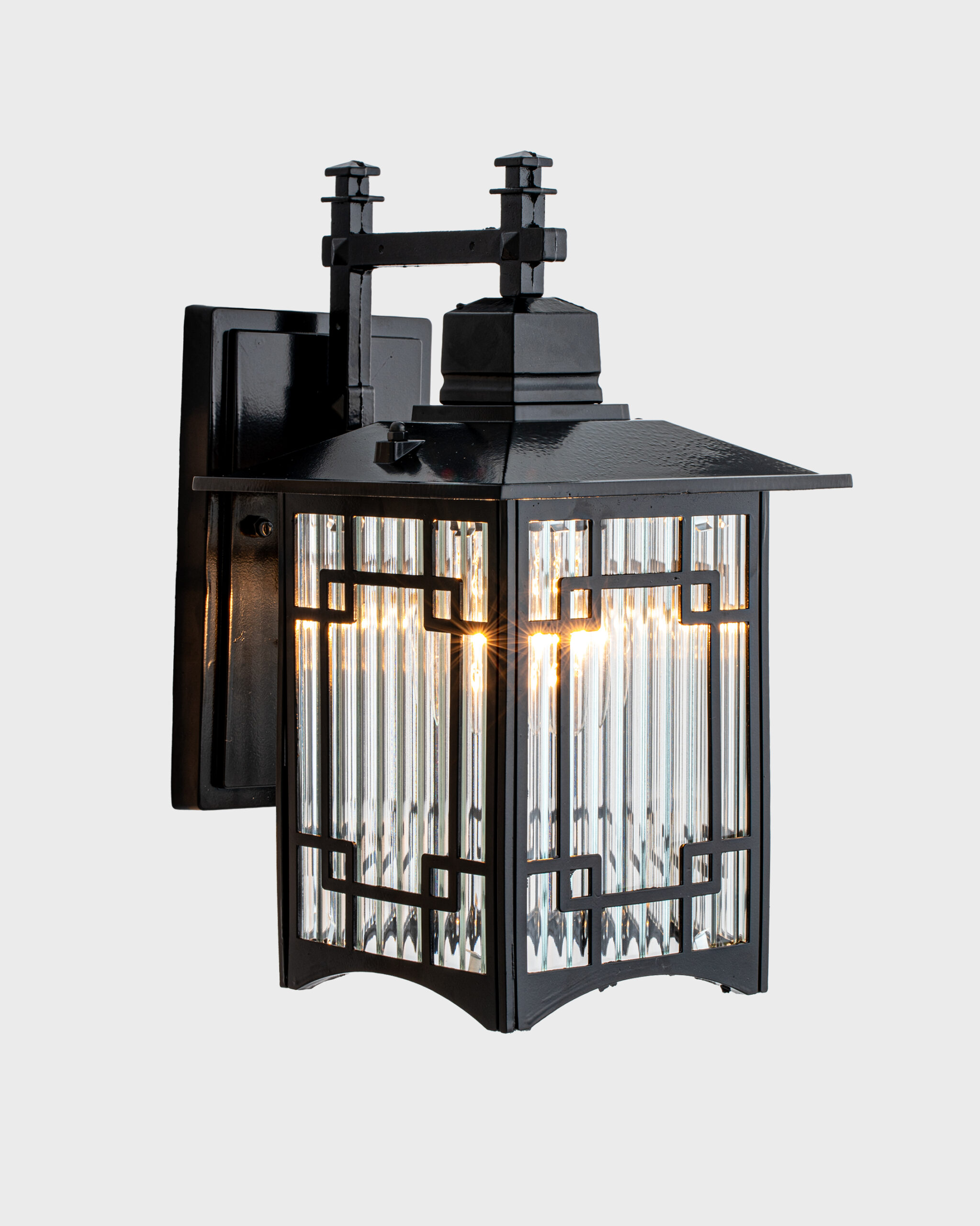 Đèn Tường Cổ Điển Pha Lê Hình Chóp Màu Đen Đẳng Cấp VRG-VC1286