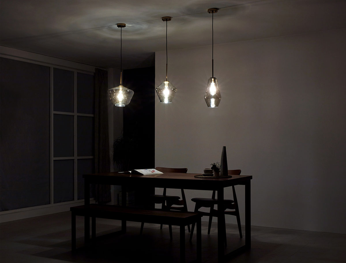 den-tha-trang-tri-thuy-tinh-hien-dai-