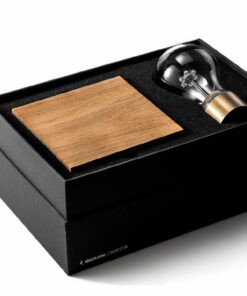 FLYTE ROYAL - Đèn Để Bàn Bay Từ Tính