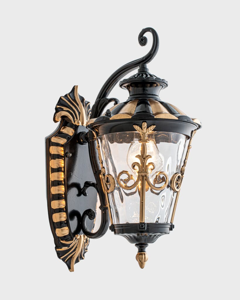Đèn Tường Cổ Điển Hợp Kim Đen Vàng Sang Trọng VRG-1204