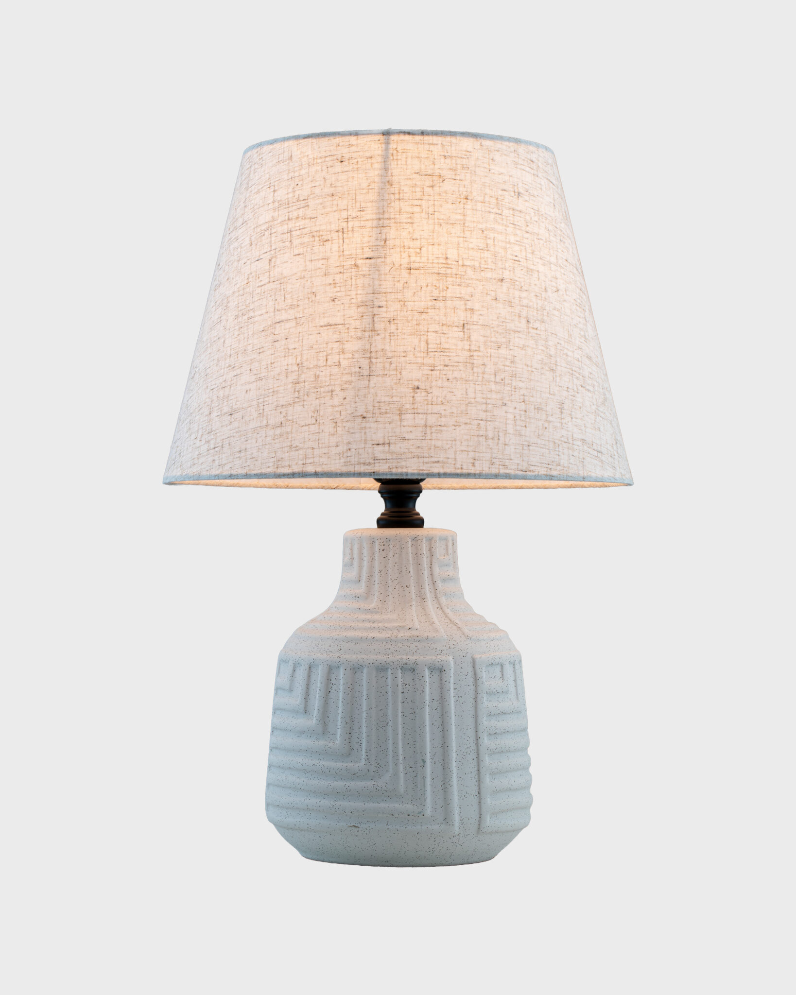 Đèn Bàn Gốm Hiện Đại Trụ Tường Cảm Hứng Vintage Sang Trọng VRG-DB99