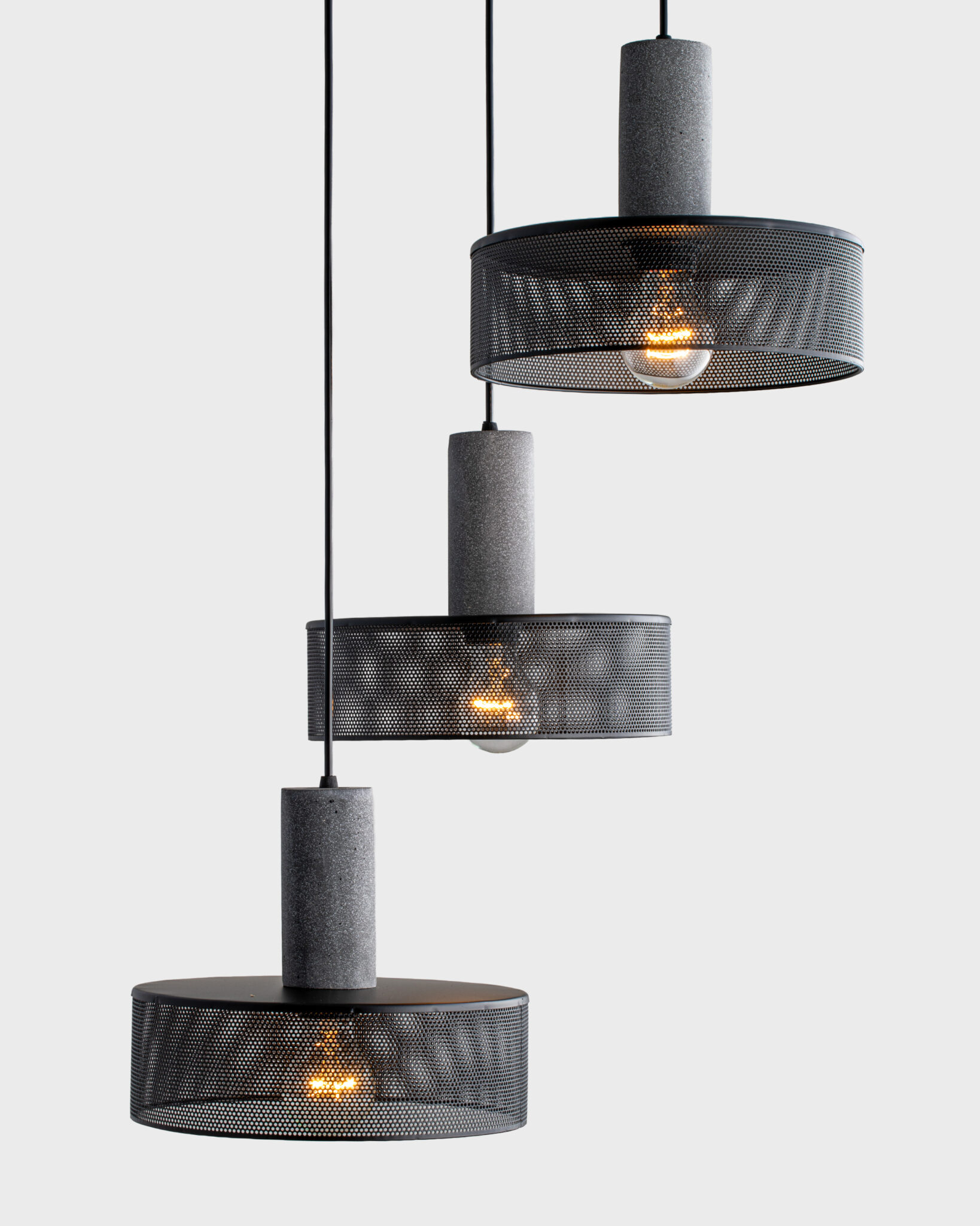 Đèn Thả Hiện Đại Hợp Kim Đen Đặc Điểm Tinh Tế VRG-DT12452-3