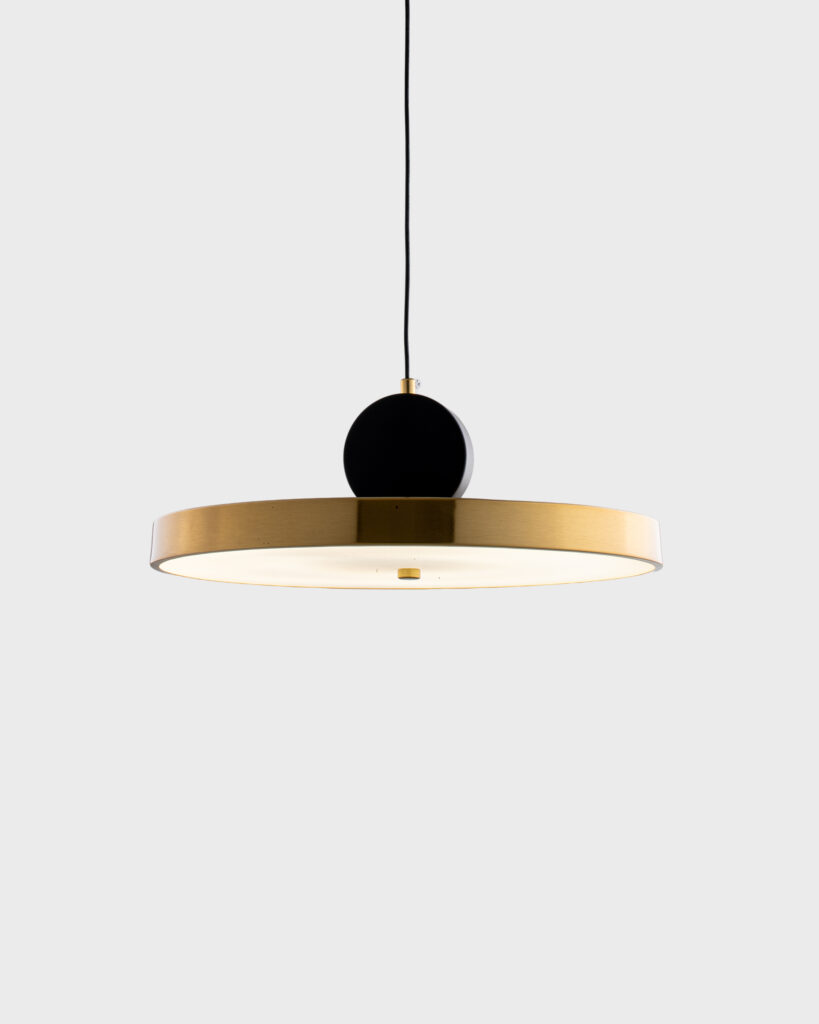 Đèn Thả Đồng Hiện Đại Hình Tròn Vàng Gold Sang Trọng VRG-THCN18821