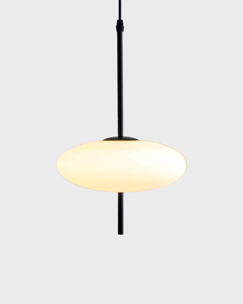 Đèn Thả Hiện Đại Hợp Kim Đen Hình Oval Sang Trọng VRG-TALIA