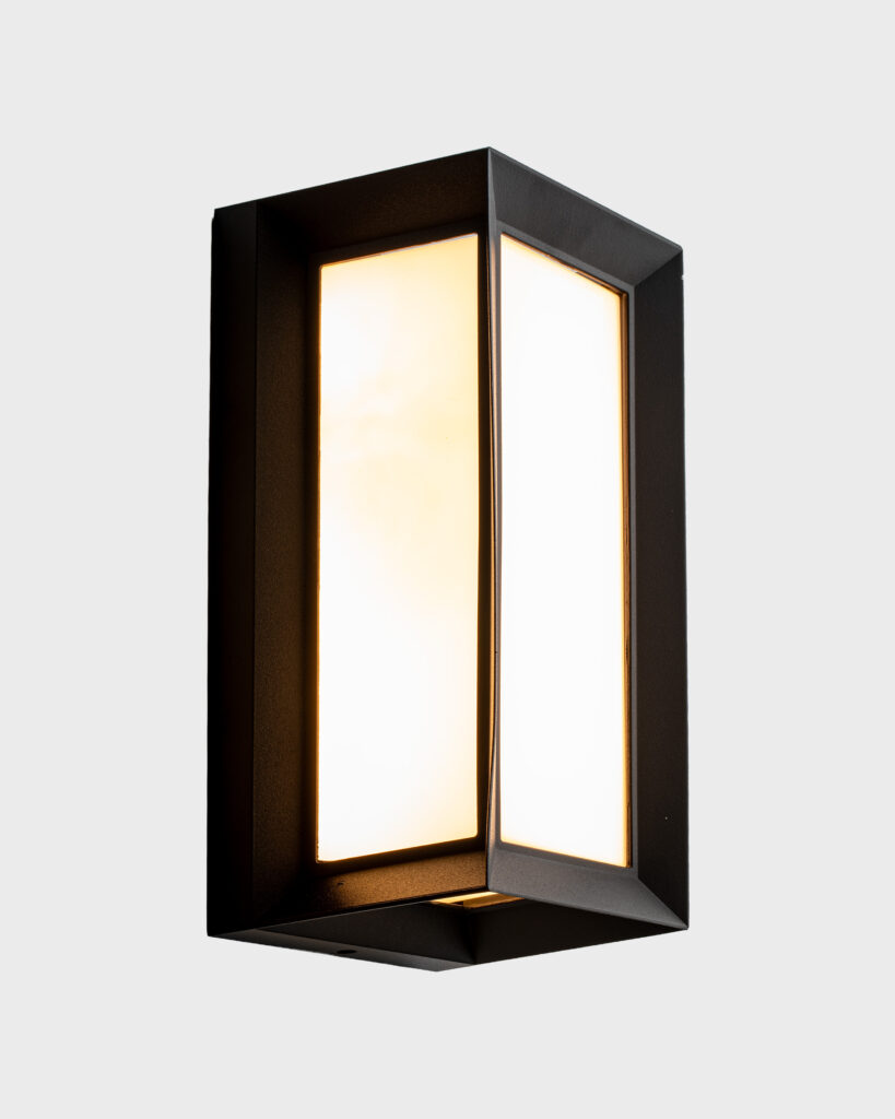 Đèn Tường Hiện Đại Hợp Kim Hình Chóp Màu Đen Tinh Tế VRG-VL2256