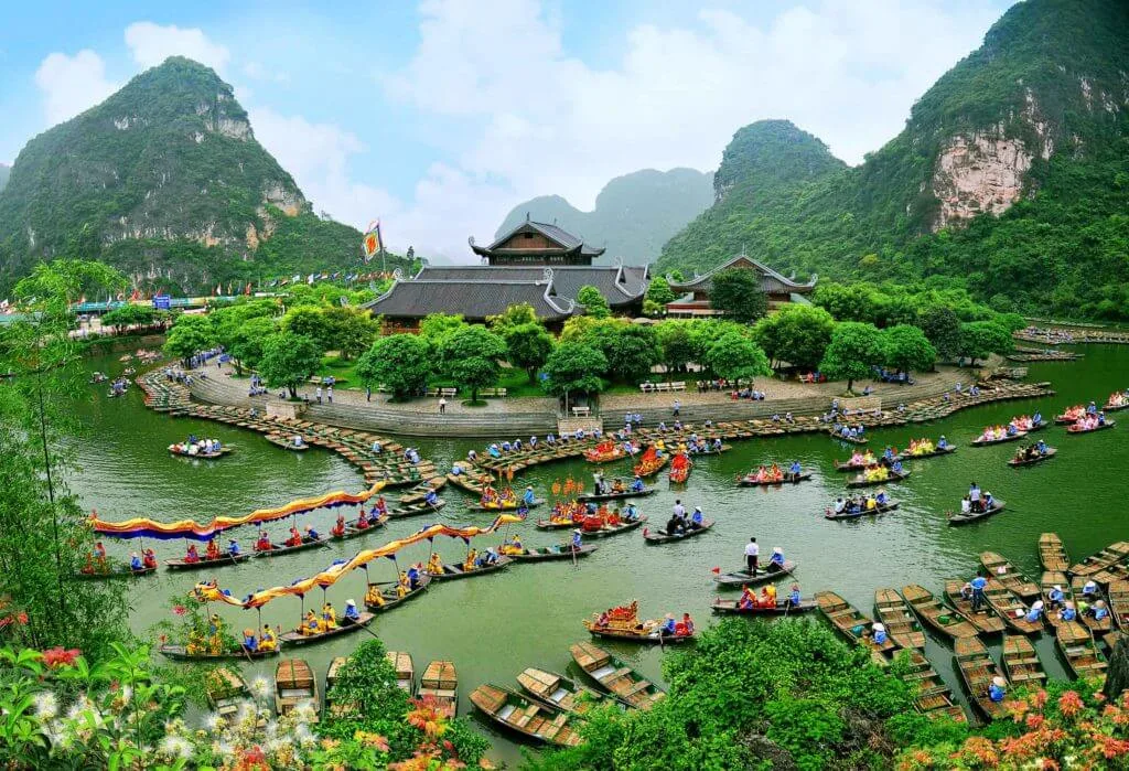 Ninh Binh boat tour_2.jpg