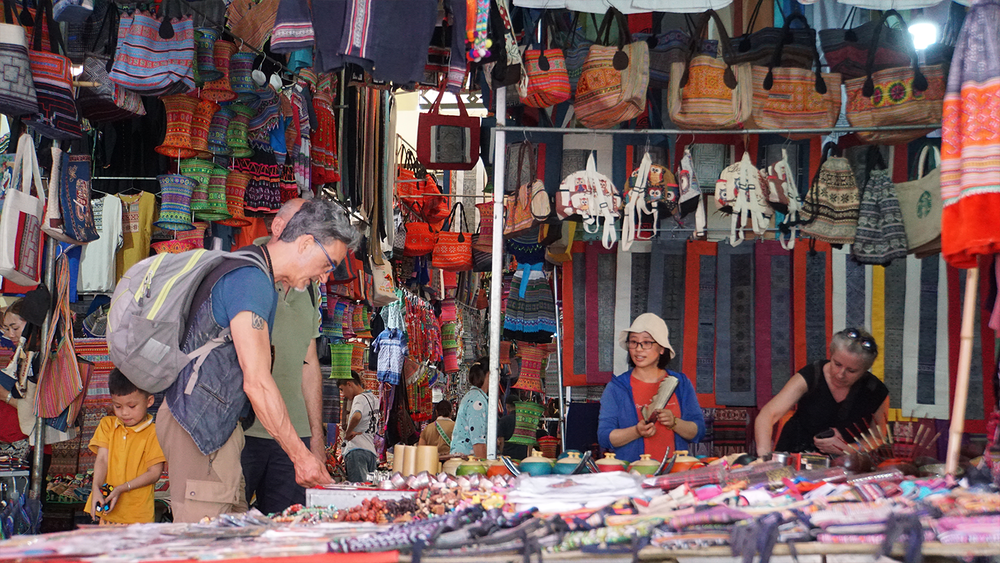 chợ phiên Lào Cai