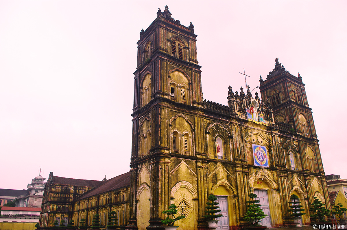 Nam Dinh churches