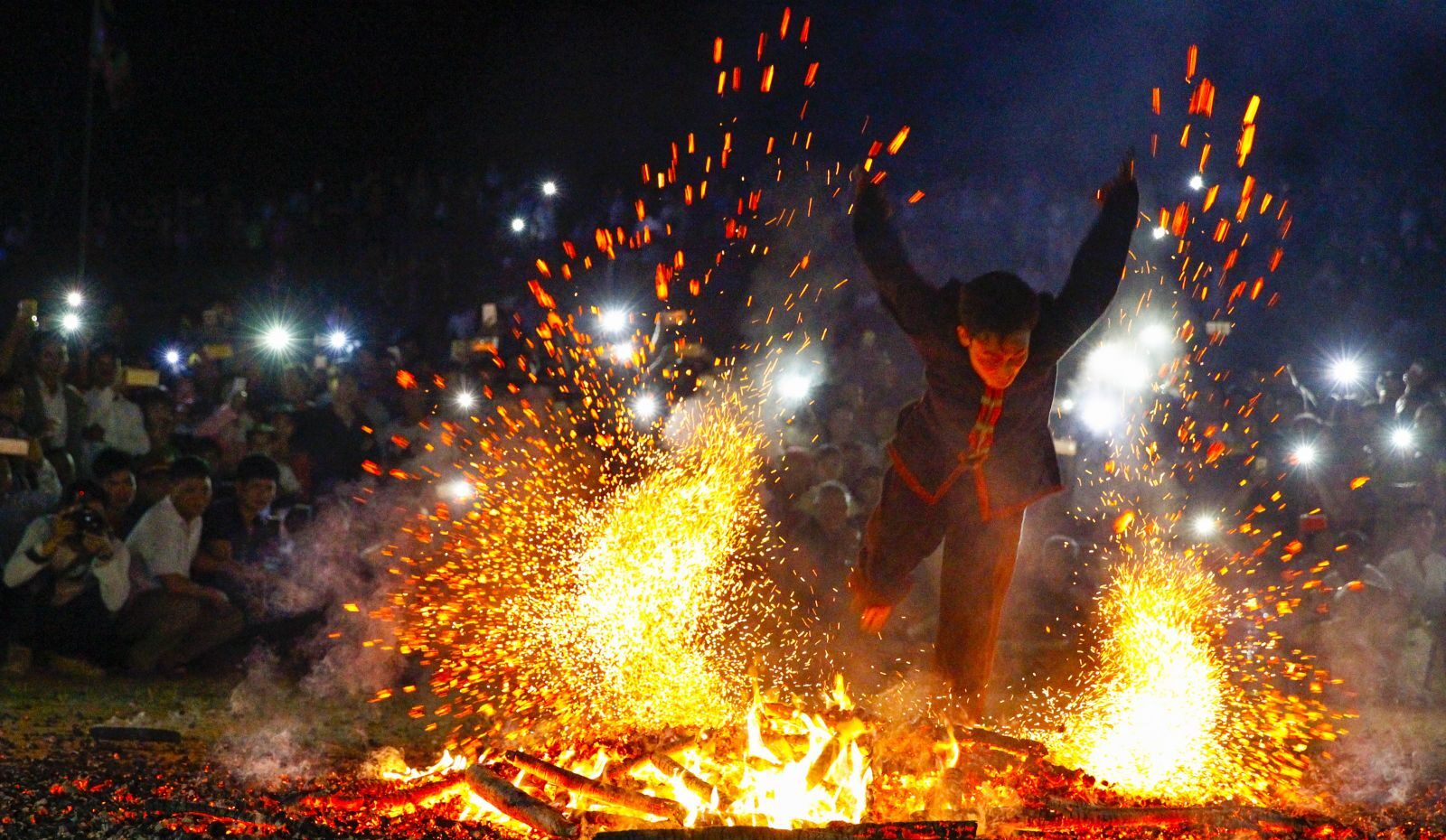 unique festivals in Vietnam_5