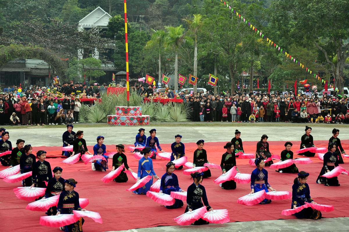 unique festivals in Vietnam_6