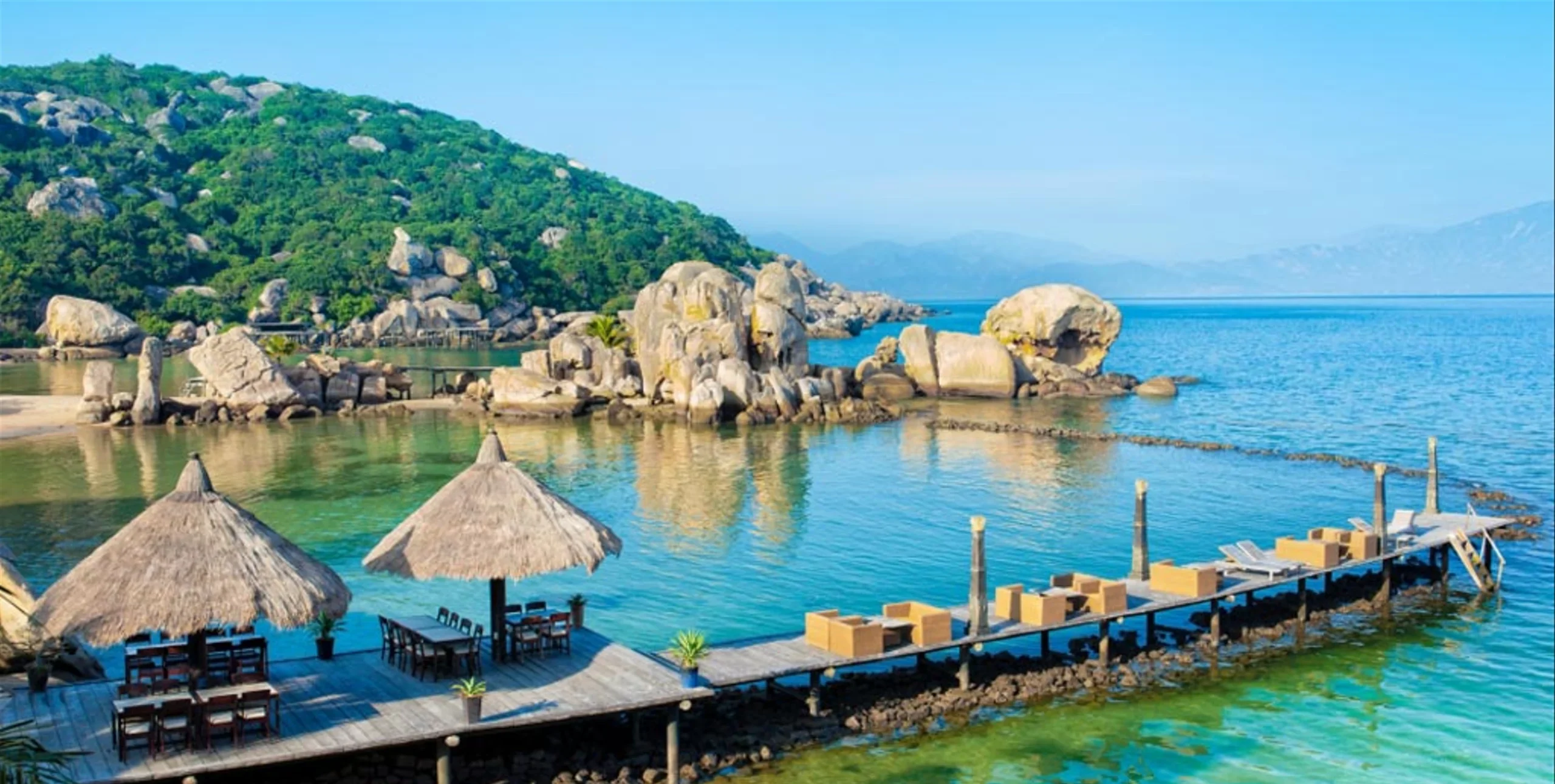 coastal trekking Vietnam_1