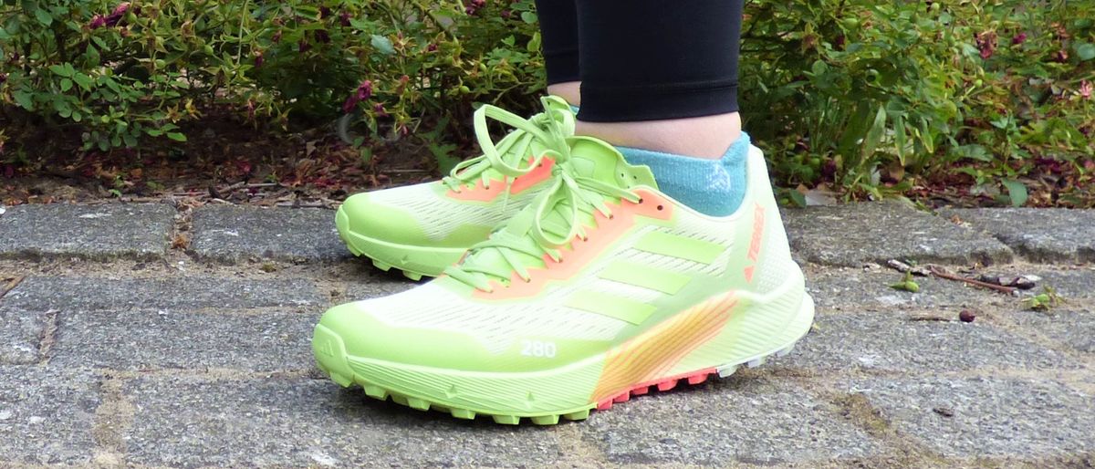 best lightweight hiking shoes 2026_4