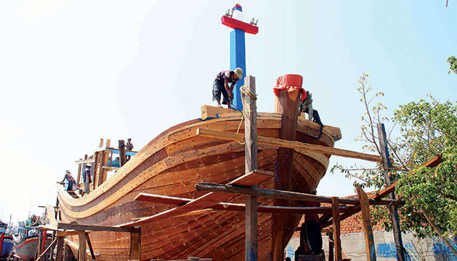 Mekong Delta boat building_4