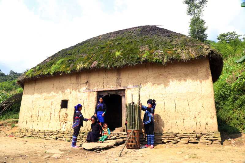 Vietnam primitive frontier travel_1