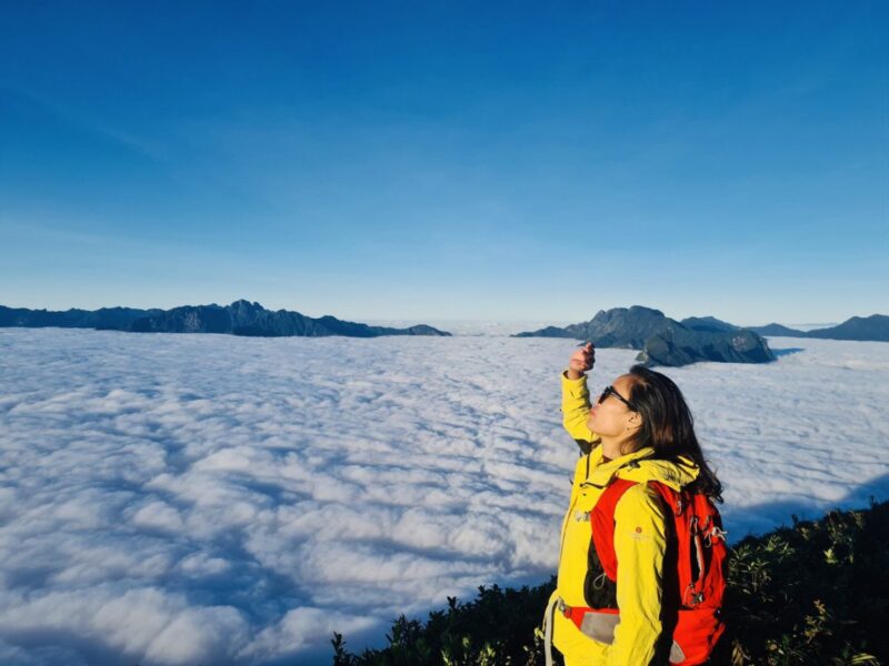 hiking Fansipan tour_2
