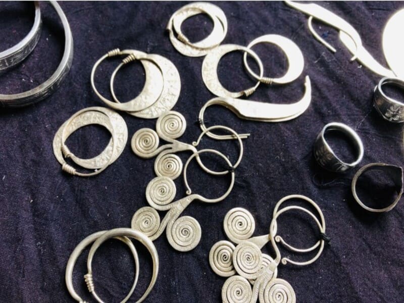 Sapa traditional silver smithing_2