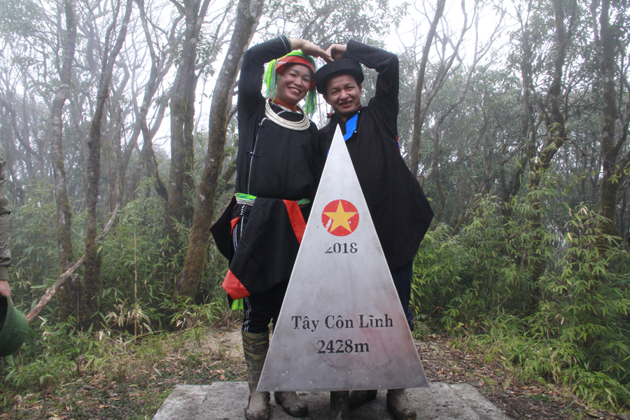 Shan Tuyet tea trekking_1