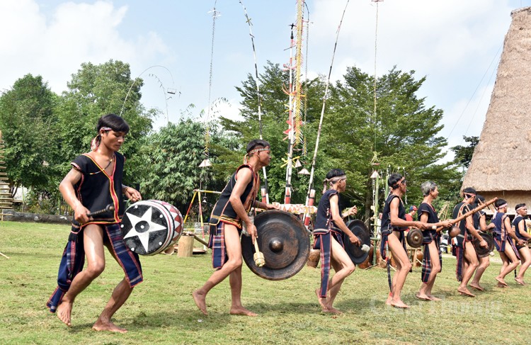 Vietnam Central Highlands cultural trekking