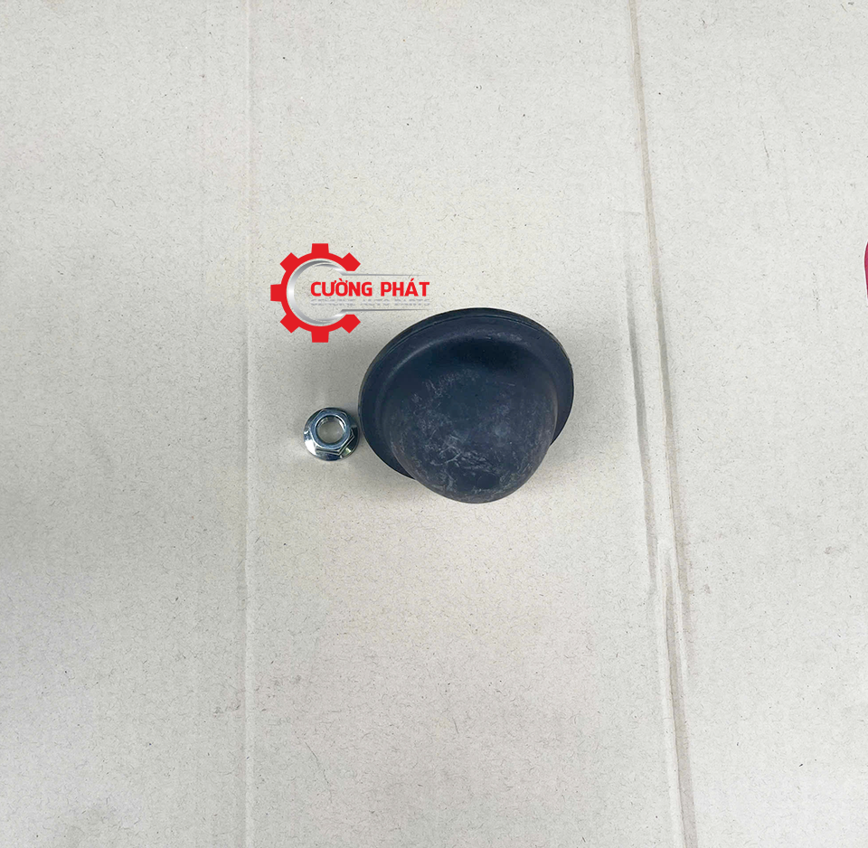 Góc chụp cận cảnh cao su tăm bông càng A dưới Triton, Sport