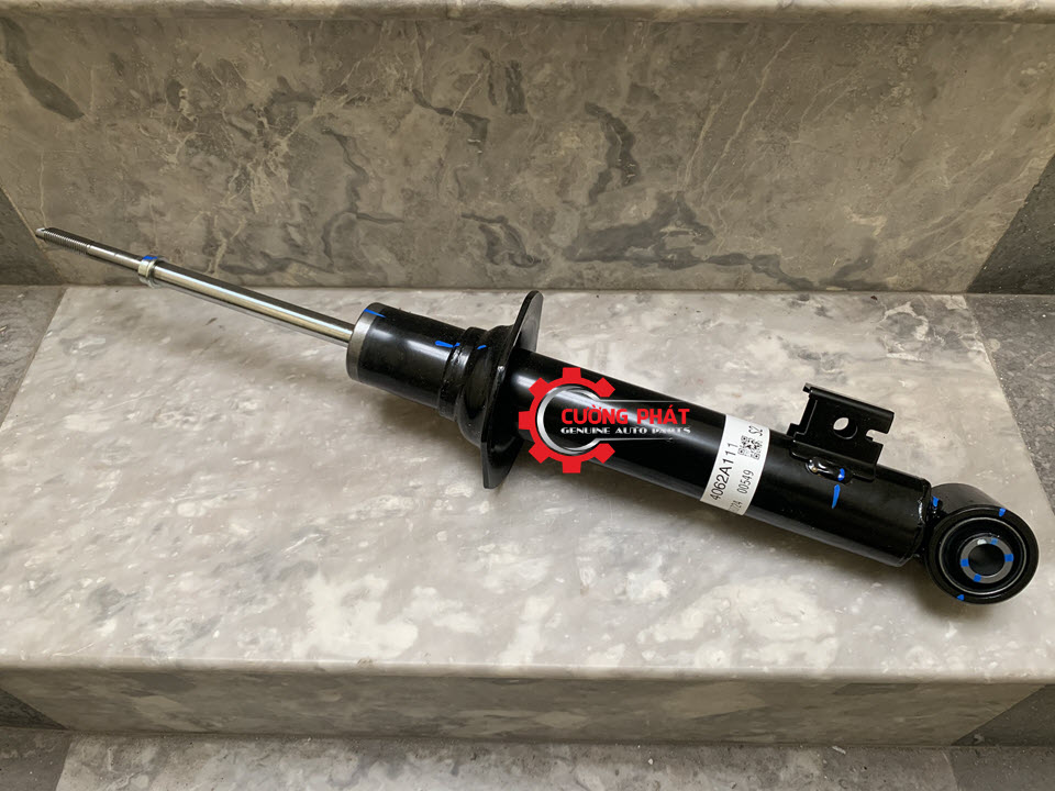 Góc chụp cận cảnh phuộc trước Triton 2009-2014, Sport 2010-2016