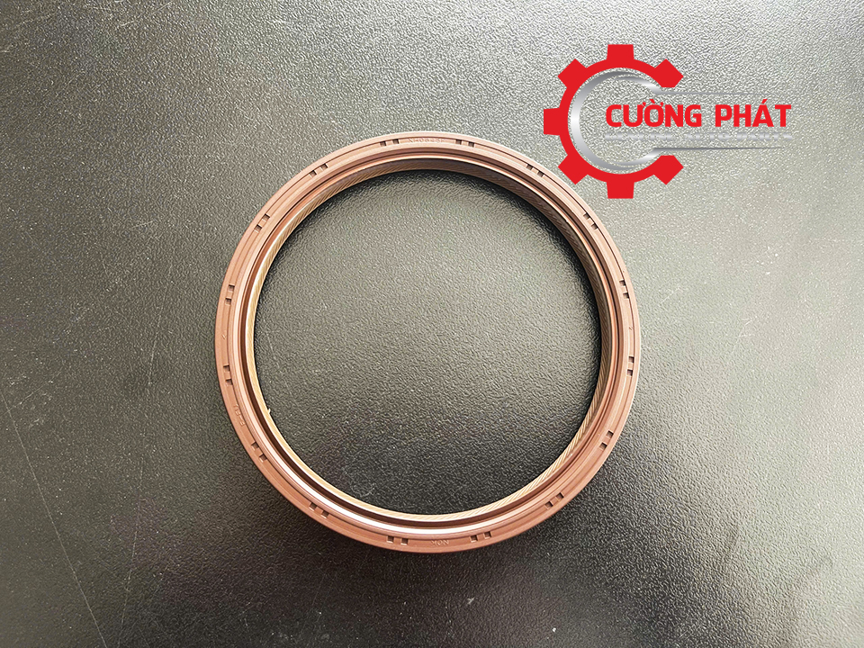 Hình ảnh phớt đuôi trục cơ triton, Sport 4N15 chính hãng