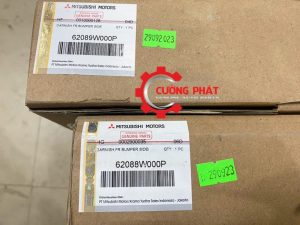 Chi tiết tem mã ốp cản trước Xpander Cross chính hãng