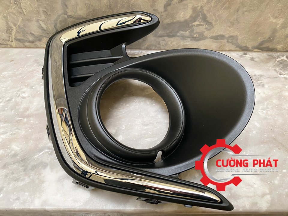 Hình ảnh ốp đèn gầm Attrage 2015-2018 chính hãng