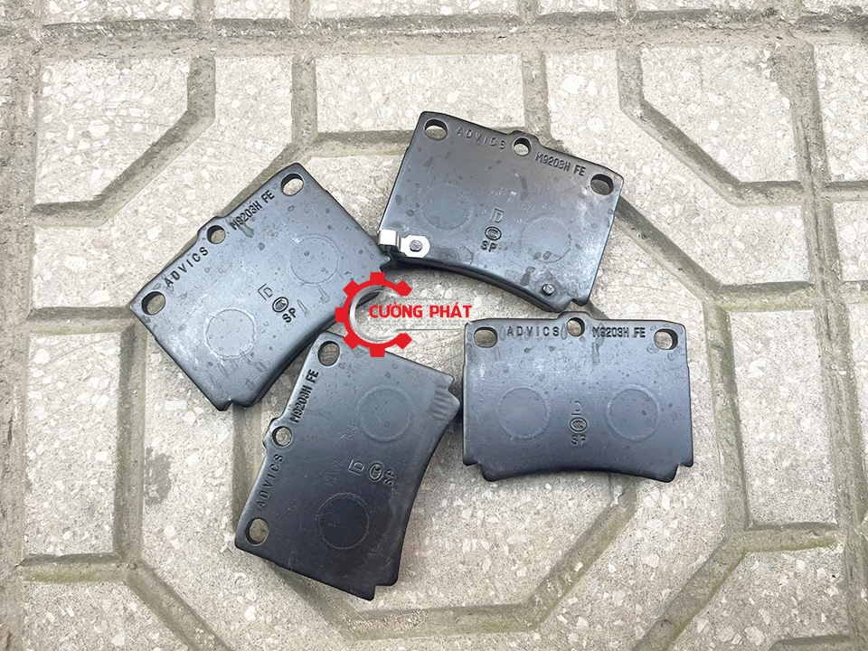Hình ảnh má phanh sau Sport máy xăng 2010-2025 chính hãng
