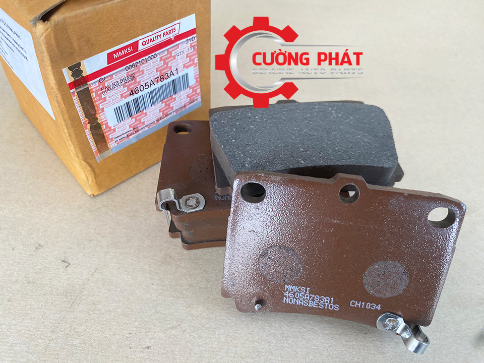 Chi tiết tem mã má phanh sau Sport máy xăng xịn chính hãng