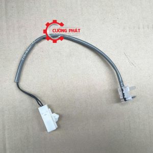 Góc chụp cận cảnh cảm biến nhiệt độ dàn lạnh Xpander chính hãng
