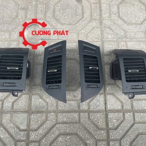 Hình ảnh cửa gió điều hòa taplo V93 chính hãng